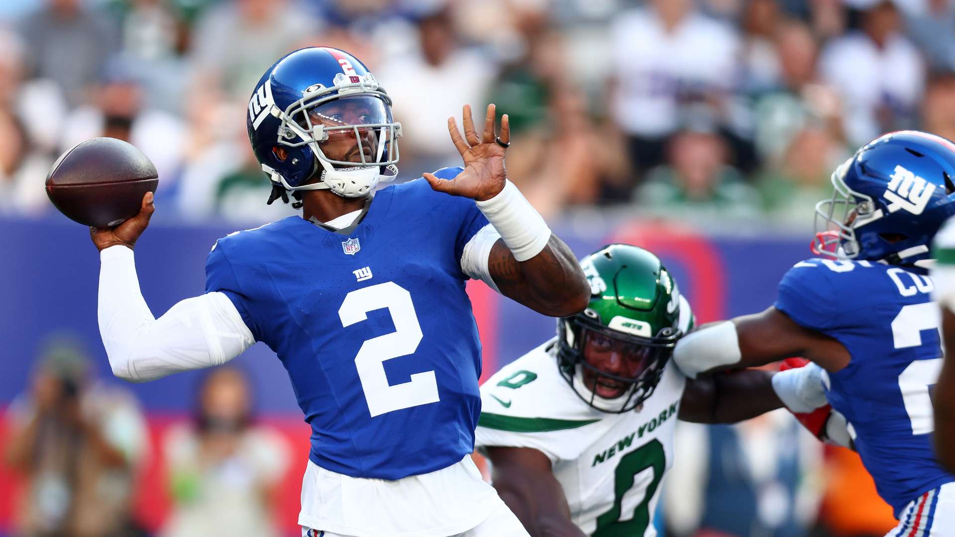 也让他在比 也让他在比